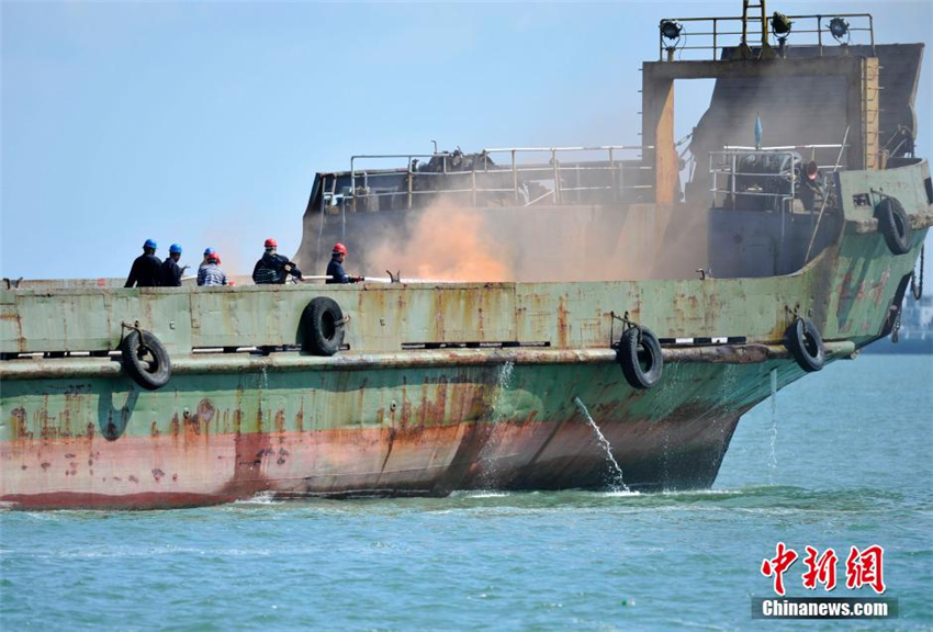 ���壺���ݺ�Ͽ�ƽ�ˮ����ϰ ���麣��Ӧ������������2��