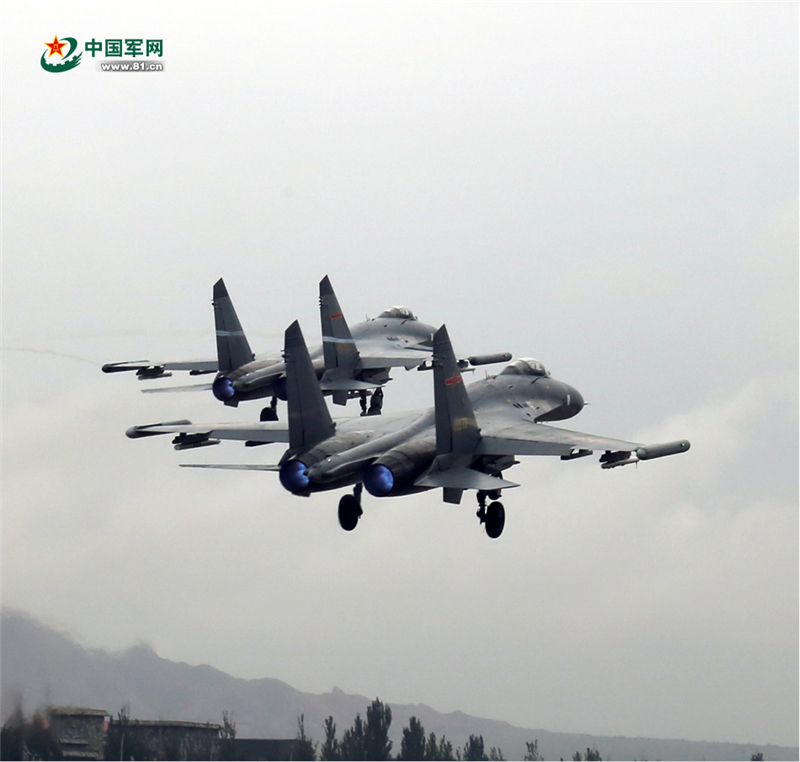 ���壺���պ��ձ�ĳʦ˫����Ӹ���������������2��