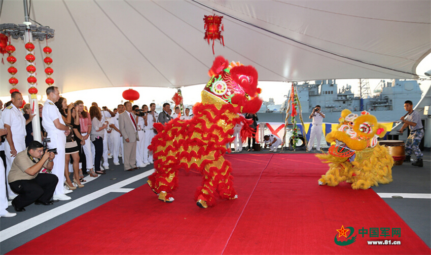 ��ӹٱ�Ϊ�����������й���ͳ����ʨ