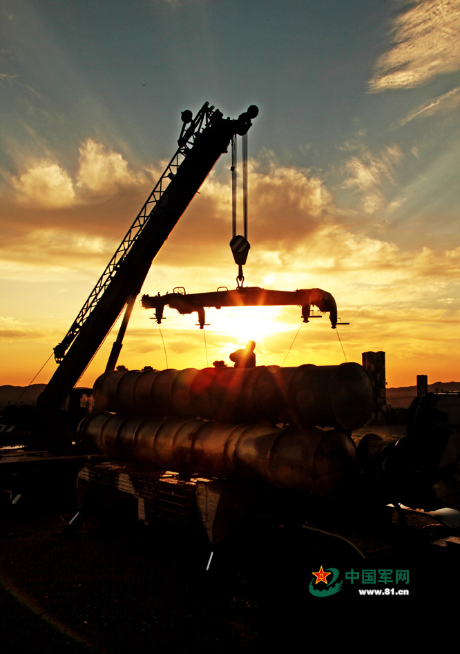 ���壺�����ܡ�2014����ϰ���վ�ĳ�ؿյ����ø�ڴ�Į�����½���5��