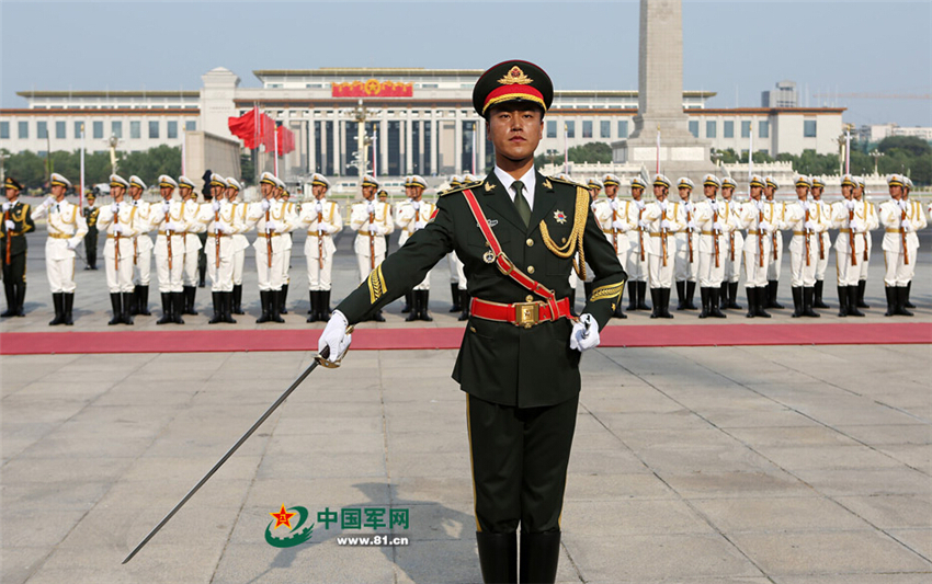 8��19������17ʱ���������̶ӻ�����ʽ������״ε�������˾�����񣬻�ӭ���ȱ��˹̹��ͳ�û��������� ��