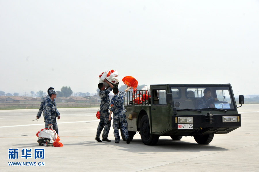 ɡ�ڱ��ռ���ɡ �»����¼������� ��