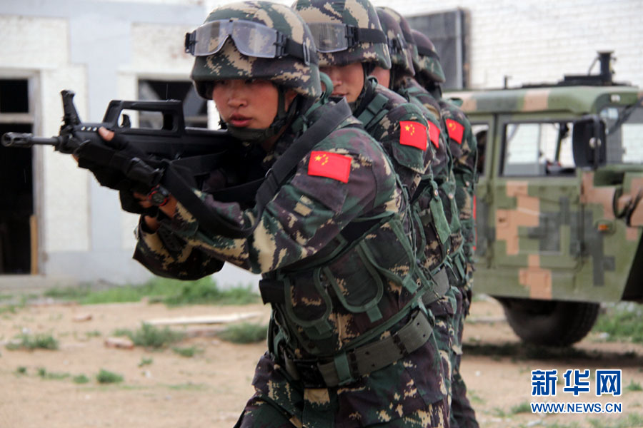 Ů����ս��Ա������