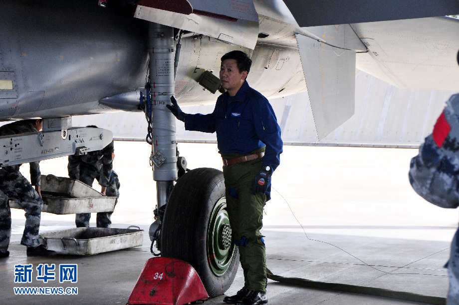 ʦ����������ǰ��ս�����м�顣�»����¼���������