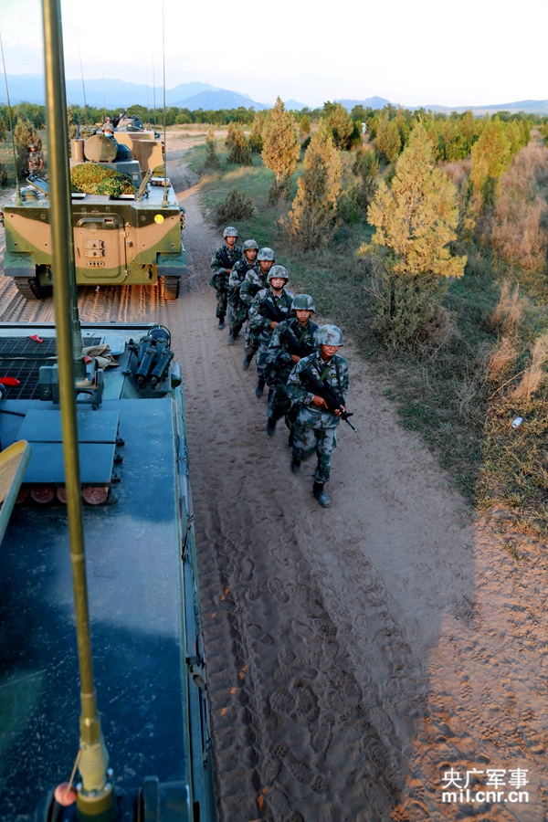 ����ֶ�Ѳ�ӵ���