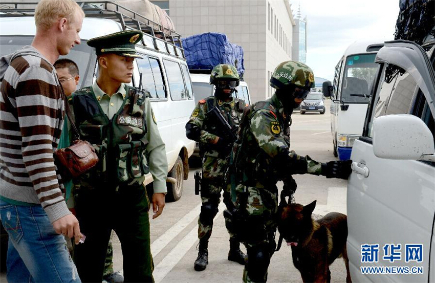 ���壺�ж��߷����ž��С�������2014�����Ϸ��ִ�ͻ������5��