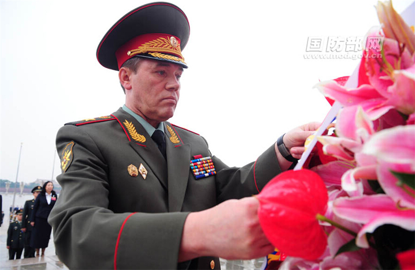 ���壺�Ϻ���֯��Ա�������ܳ�������Ӣ�ۼ�����׻�����14��