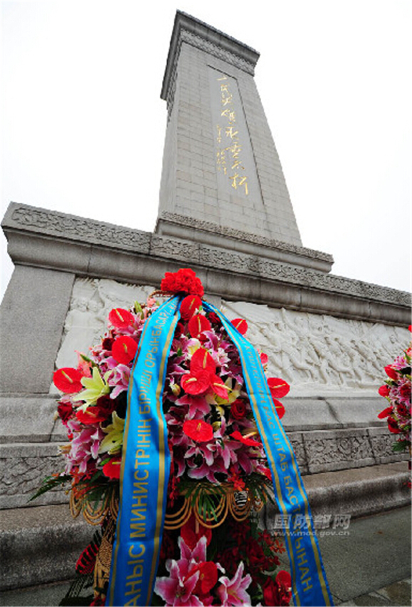 ���壺�Ϻ���֯��Ա�������ܳ�������Ӣ�ۼ�����׻�����21��