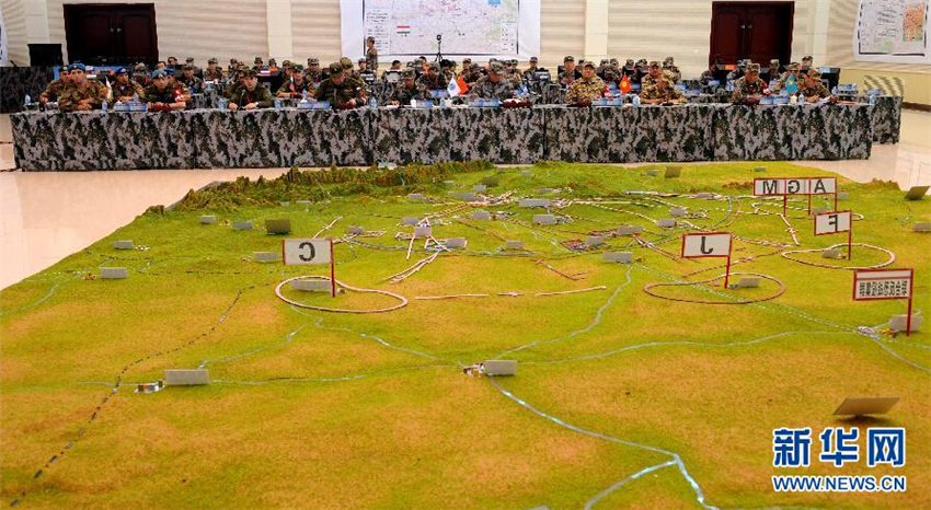 �����ɹ����պ�ѵ�����أ�����ƽʹ����2014�����Ϸ��־�����ϰ�ܵ��ݲ�ָ��Ա����ս�۳ﻮ������8��27���㣩��