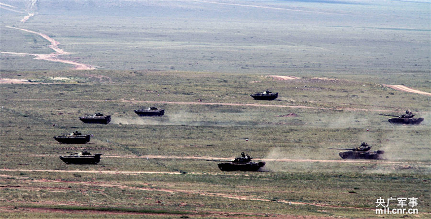 �����С������������巽���������������ƽ���½�����϶Կֲ�����ʵʩ����� л¶Ө �� 