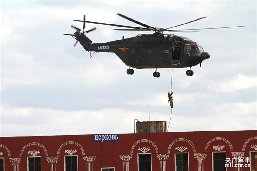 ���ѻ������ս��Ա���������ֱ����ʵʩ������ռ���Ƹߵ㣬֧Ԯ�巽��ս�ֶ�ͻ���ж���л¶Ө  �� 