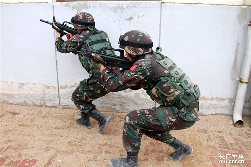 �ֲ�������ͼ��ǹɱ����ΪҪЮ����ʹ���ϲ��Ӿ����Ӧ�������������л¶Ө �� 