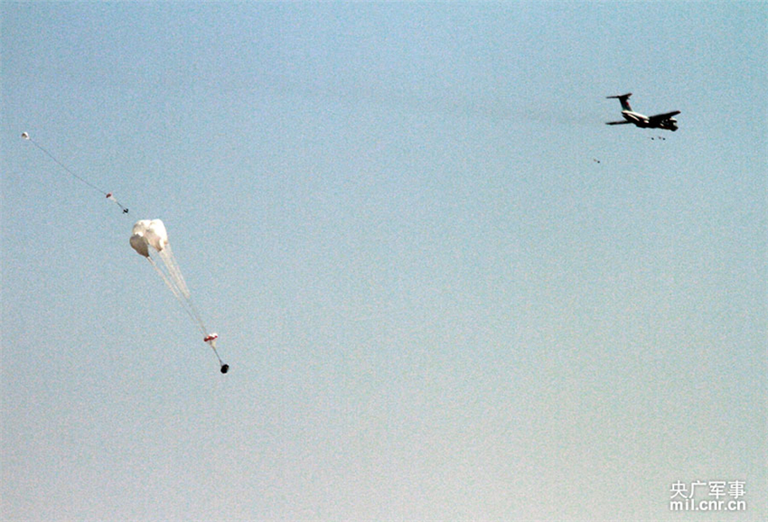 �з�1������-76������ѷ���ɡ��������ȡ����װͬ������װ��Ͷ����ʽʵʩ�ս���  л¶Ө �� 