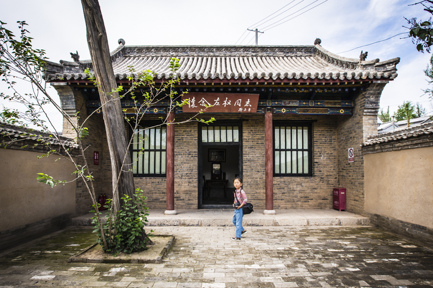 ��Сţ�̡�����Ȩ���������ס��ǰ