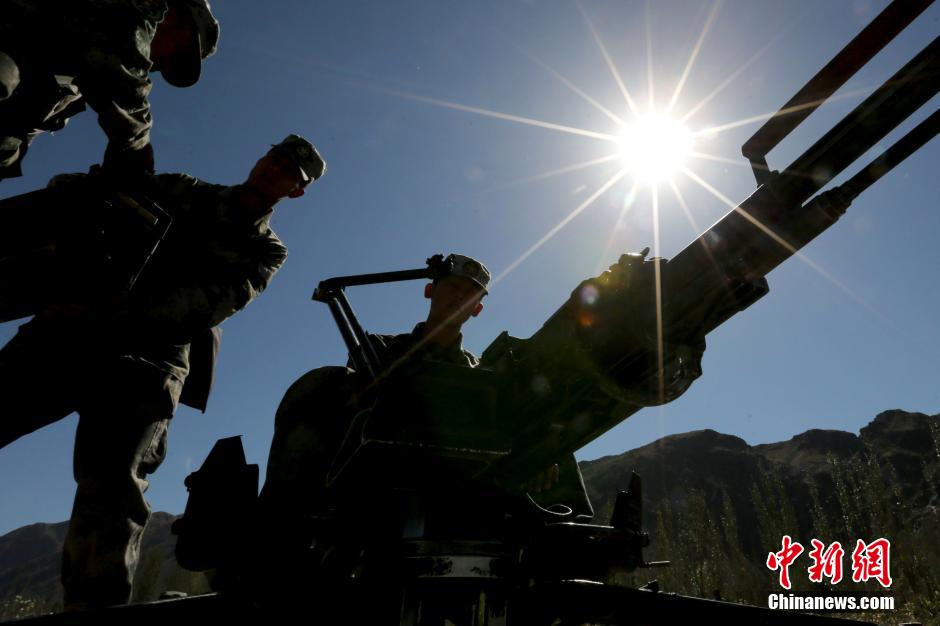 ���壺�½����ܾ�������ɽ���ظ��ӻ���ѵ����3��