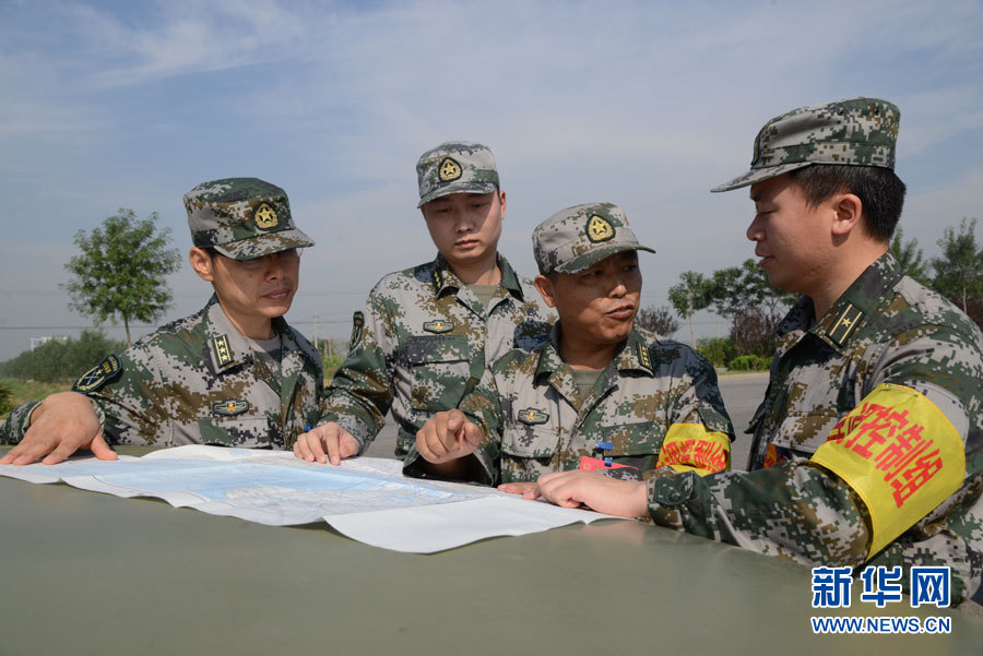 ͼΪ9��5����ϰ���ݲ��ڲ���ս������;�У��Բ��ݲ��ӽ����ٻ����������갲��