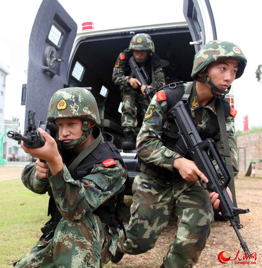 9��14�գ��侯�����ܶ�������֧����ս�ٱ����н�������ѵ��