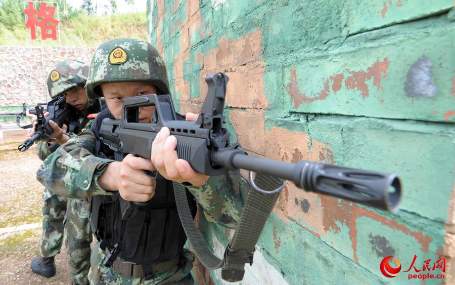 9��14�գ��侯�����ܶ�������֧����ս�ٱ�����������������ѵ��