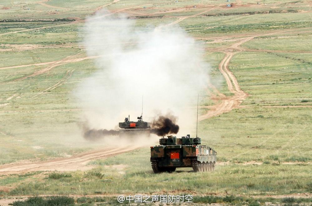 �μӡ���ƽʹ��-2014�����Ͼ�����ϰ��99ʽ������ս̹��4