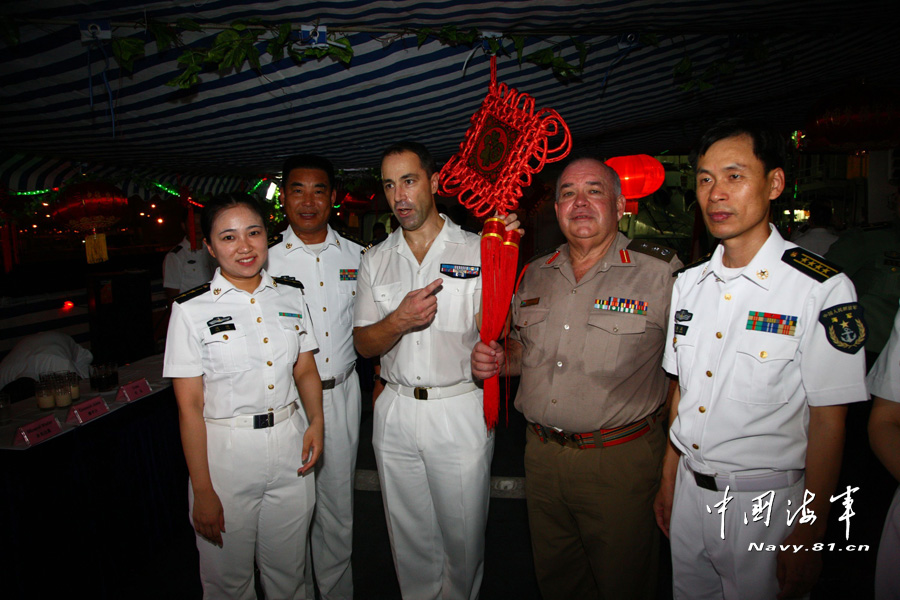 ���������¬�������Ϸ����˹�ͽ�һ��ͬ���ұ�ӹٱ��ڡ��й��ᡱ�º�Ӱ��ϣ�����ᡱ����������