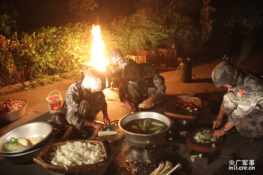 Ħ�л�����;�У����°����ñ�Яʽ������ԪΪ�ٱ��͵��ṩ��ʳ����