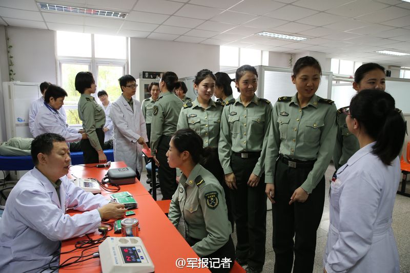 ���壺���������̶ӽ���ѵ�������ơ�4��