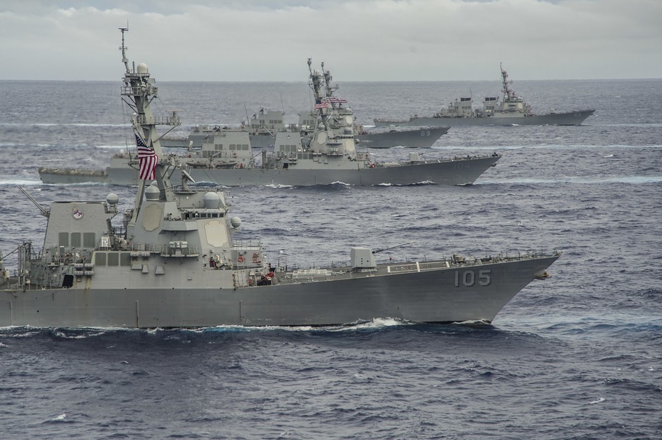 ���壺����չʾ˫��ĸ��F-22���ӱ�ӡ�15��