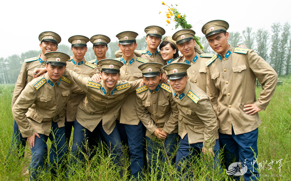 Фռ�������һ�������ɫ��սʿ�齨��Ϊ�������ս����Ӣ�۶�Ӫ