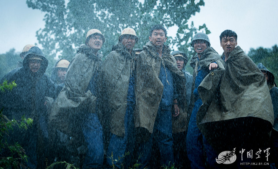 ������ս�м�֤�վ��ؿյ������Ӵ�ҵ���ǲ�η���ա������漣��Ӣ�����ţ�����˫ȫ���Ҵ��ʤ��ս������