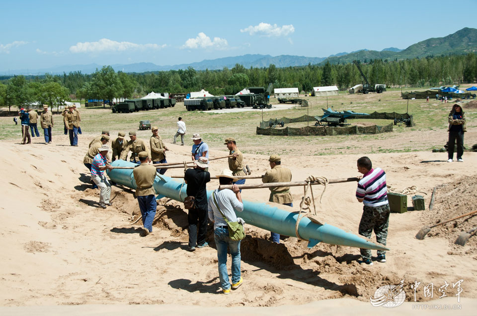 ��ʵ�����˵ؿյ�����ս��������ʷ����