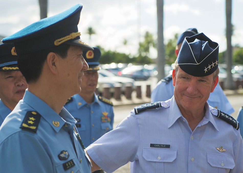 ���壺�Ҿ��н��ι����վ����� ������Ӵ�F-22��5��