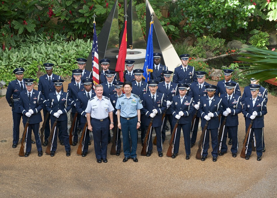 ���壺�Ҿ��н��ι����վ����� ������Ӵ�F-22��11��