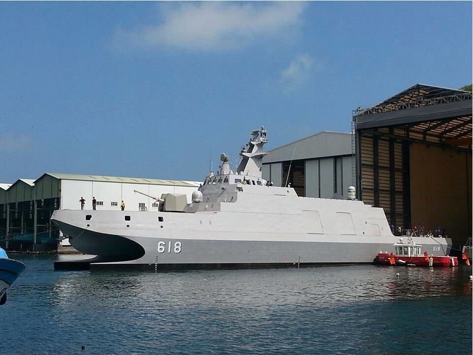 ���壺̨������˫���������������ԡ�4��