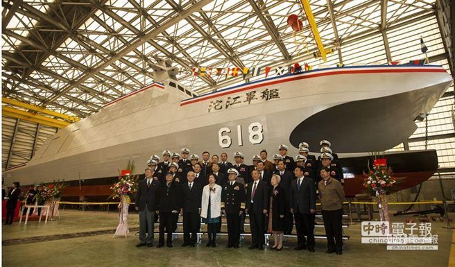 ���壺̨������˫���������������ԡ�10��