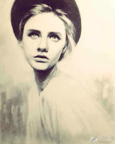 ��ΰ���������裺��Ů