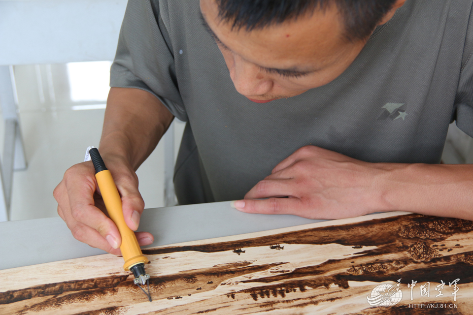 ��ΰ����������������ӻ�