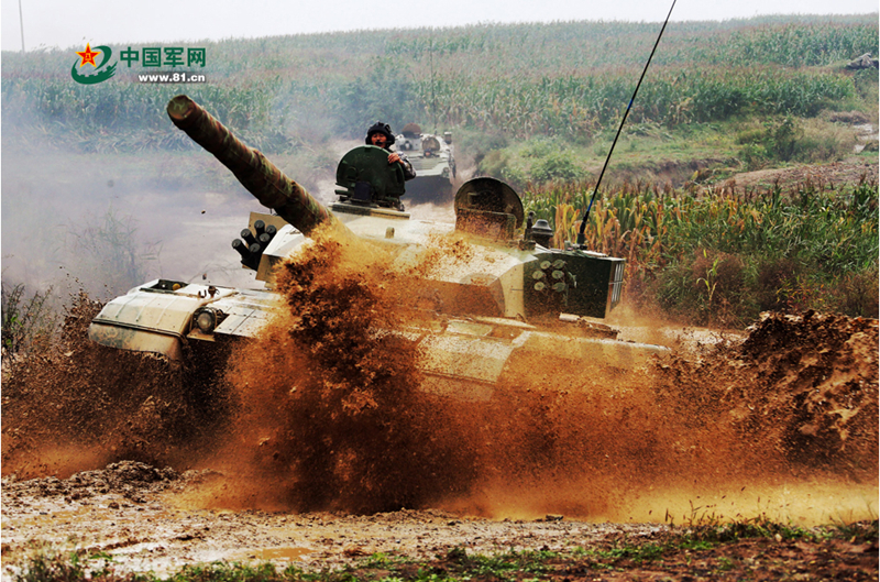 ���壺��96A̹�˴�Խ��̶����ѹ����3��