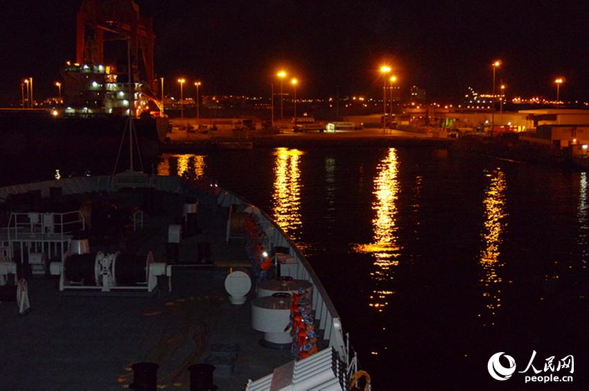 ����ɽ����ҹɫ�п��ۡ� Ф����