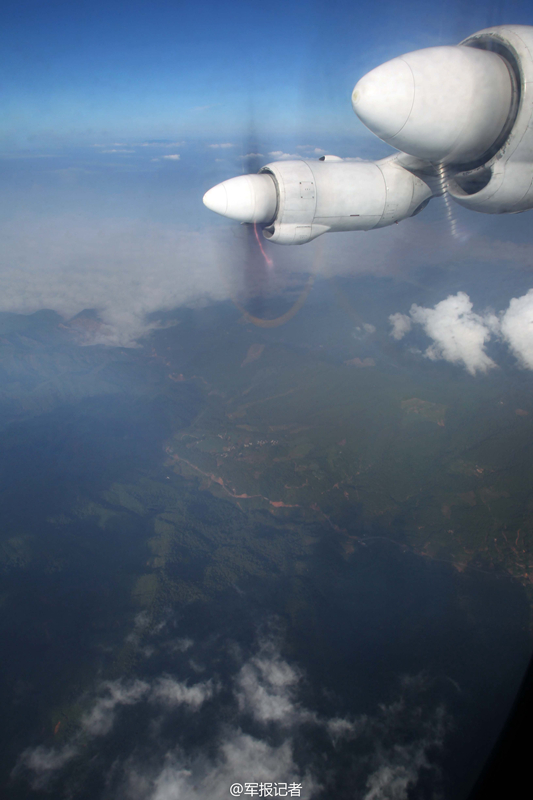 ����:��-8�ɻ�����7�����ʵִ��ն�������2��