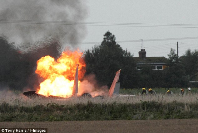 ����:פӢ����1��F-15ս����׹�١�2��