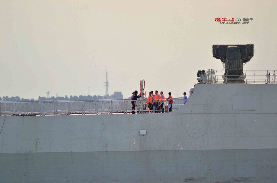 ����:��Ǳ��056����β�����豸�ع⡾3��