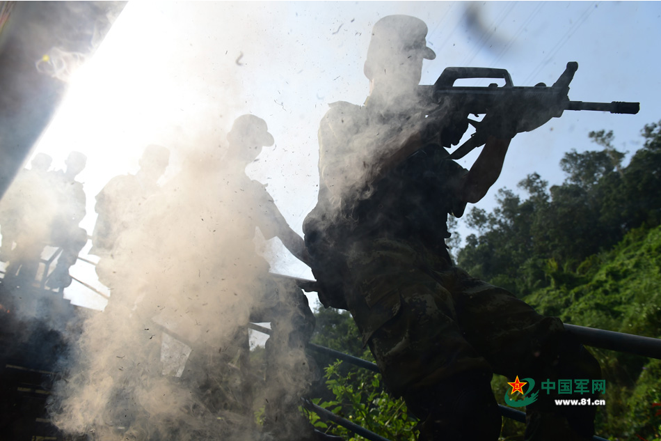 ����:�侯�㶫ʡ�߷��ܶӳ��������ʵս���ܡ�4��