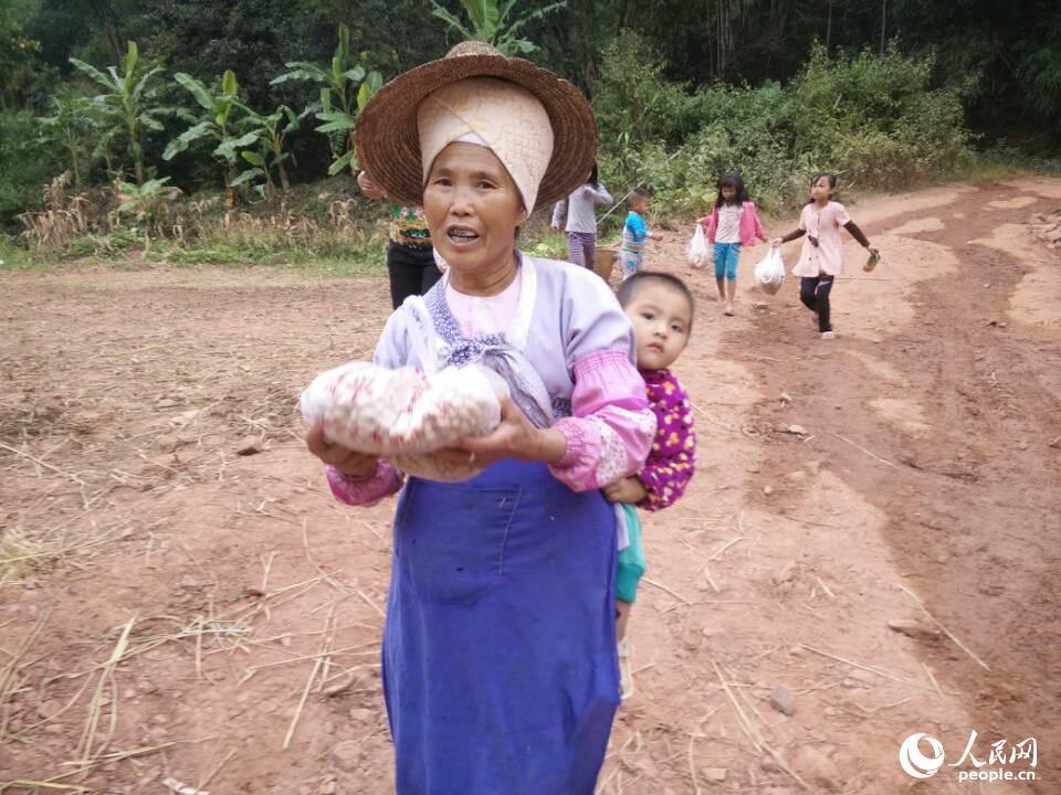 ���壺�侯Ϊ��������������Ʒ פ���ϰ����������᡾6��