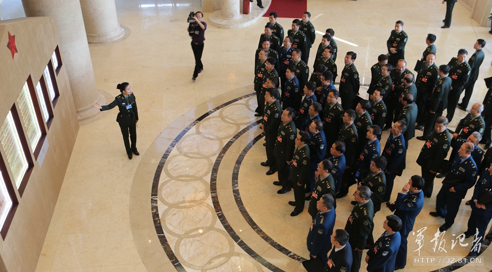 �����ǹۿ�����ɫӡ�ǡ����������չʾ����������