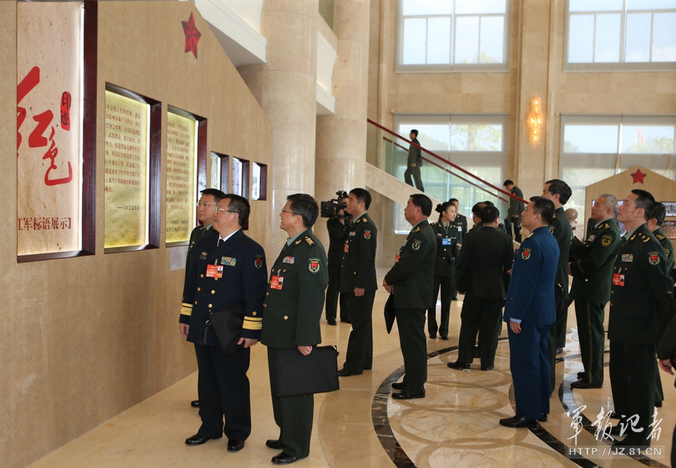 �����ǹۿ�����ɫӡ�ǡ����������չʾ����������