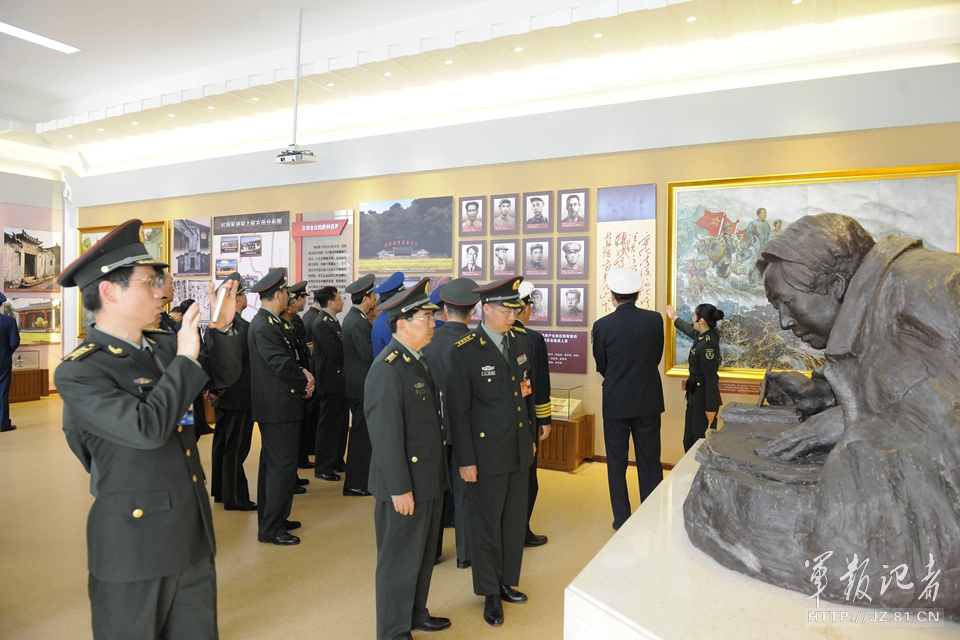 ��������ڹ���������ݲι�ʱ����ë�󶫵���ǰ���������ž���������������