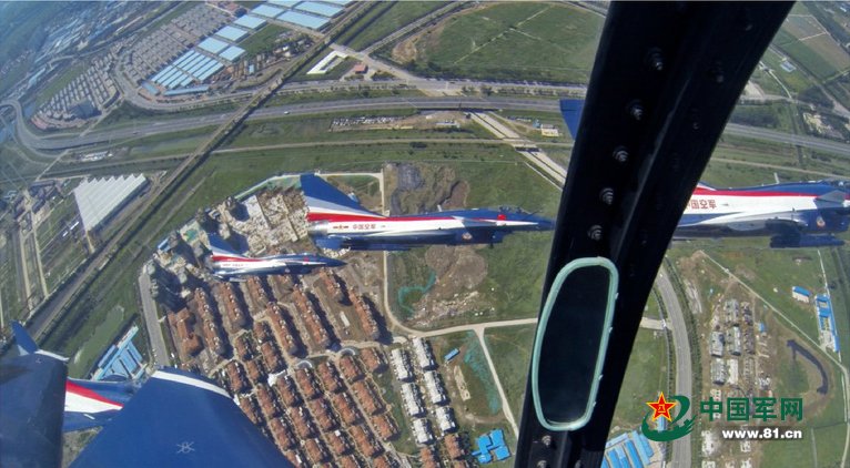 ����Ӣ�۵��ռ���,���ڳ�Ϊ�վ���һ���б��ݶ����Ӣ���Ŷӵ�һԱ����Լ����̷����