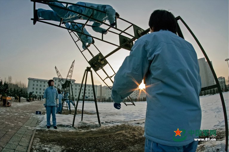 �����зɡ�Ů�ɣ������������ÿ��ı��޿Ρ���Լ����̷����