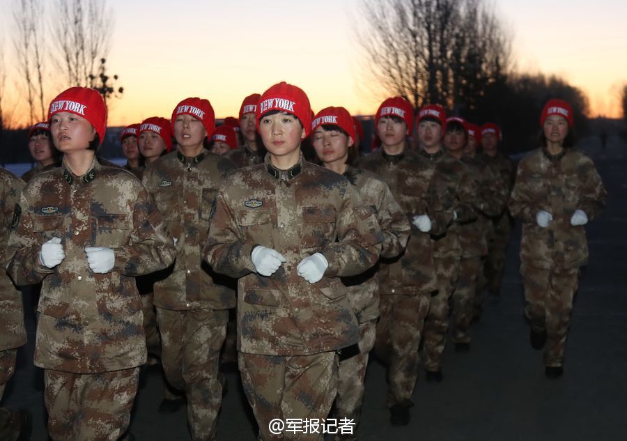 ���壺�Ҿ��߷���Ů���ӡ�������ѩѲ�߽罭��3��