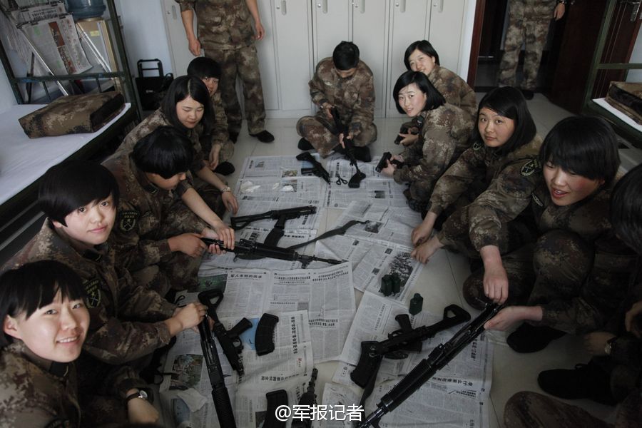 ���壺�Ҿ��߷���Ů���ӡ�������ѩѲ�߽罭��6��